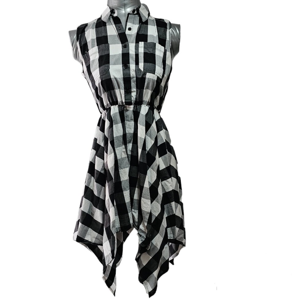 Liberty Love Sleeveless Black and White Check Dress with Asymmetrical Skirt Sz M